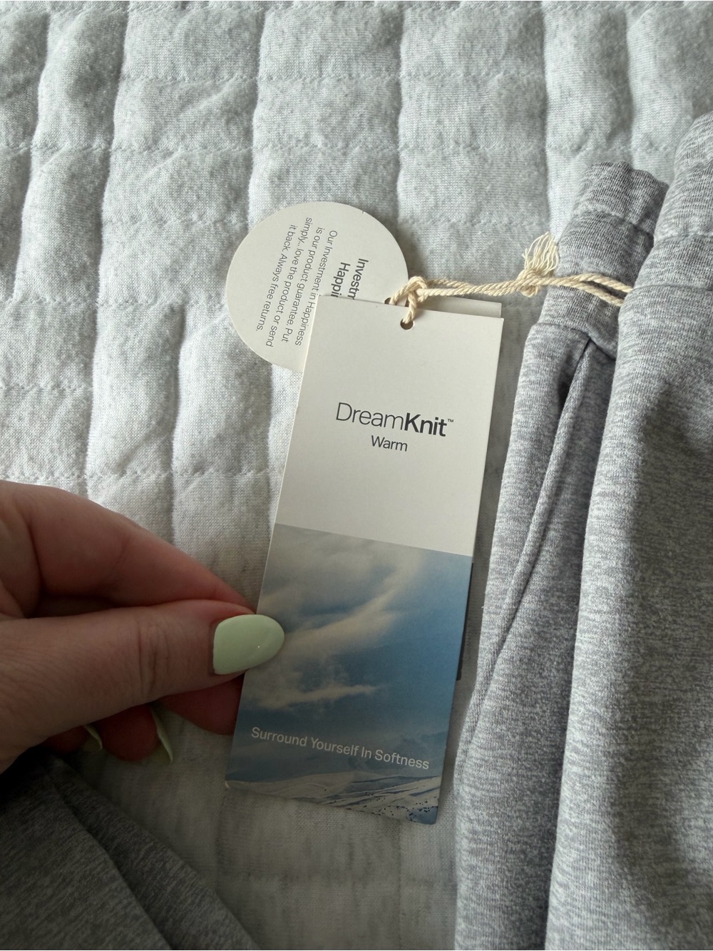 NWT Vuori Women's Heather Gray Dream Knit Warm Jogger Sweatpants - Picture 4 of 7